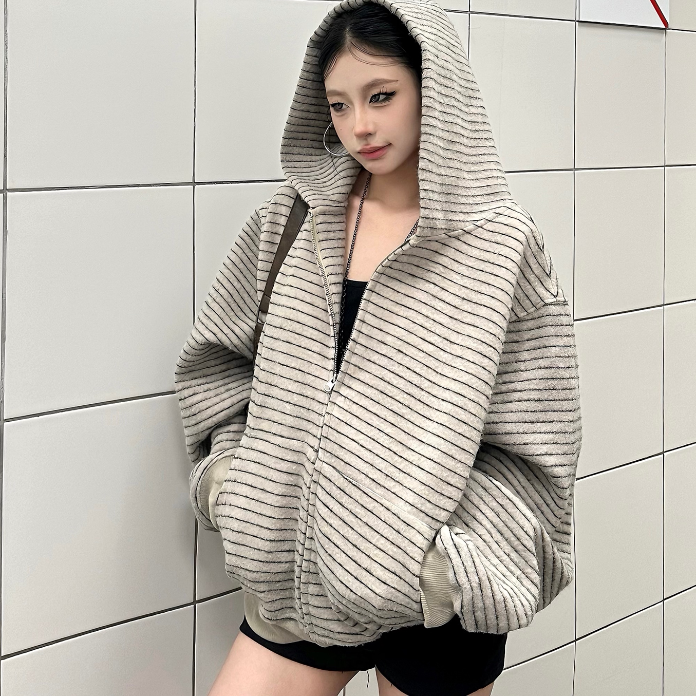 韩系薄款新款加绒慵懒风宽松卫衣外套女条纹小众百搭显瘦拉链开衫
