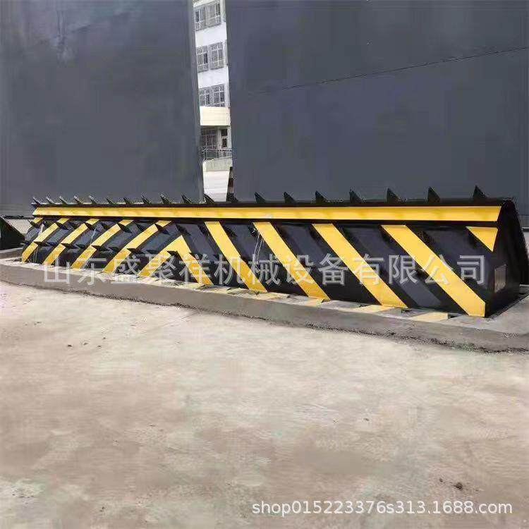 液压翻板路障机翻板路障机液压式升降路障厂家值得你的信赖