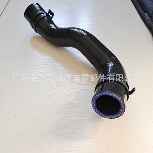 适用奔驰M271涡轮增压管 硅胶管 A2710901929 进气管 A2710901629