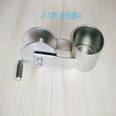 专业铁墨斗铁制建筑工程老式手摇耐摔木工工地装修专用放线划线器图片