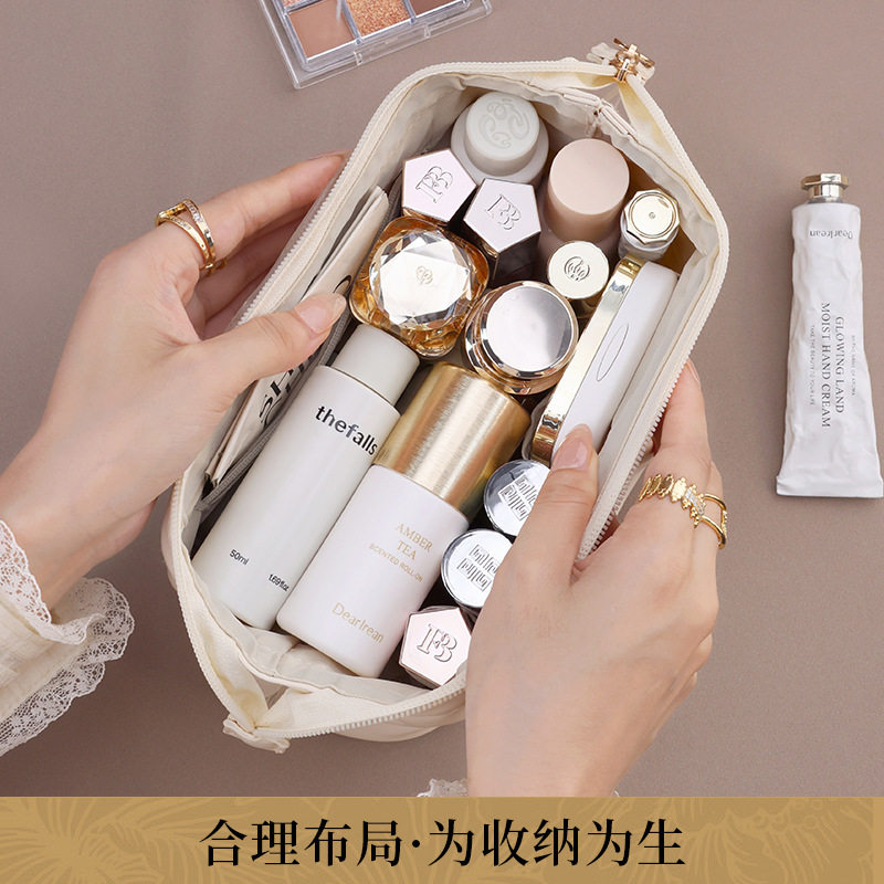 化妆包大容量高级感便携手抓包晚