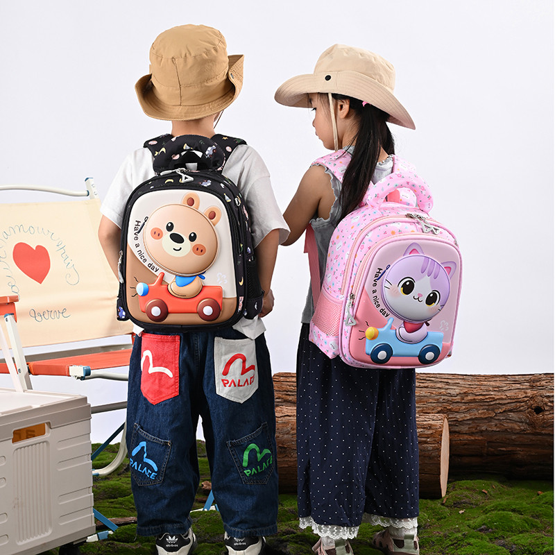 幼儿园可爱超轻防滑双肩包
