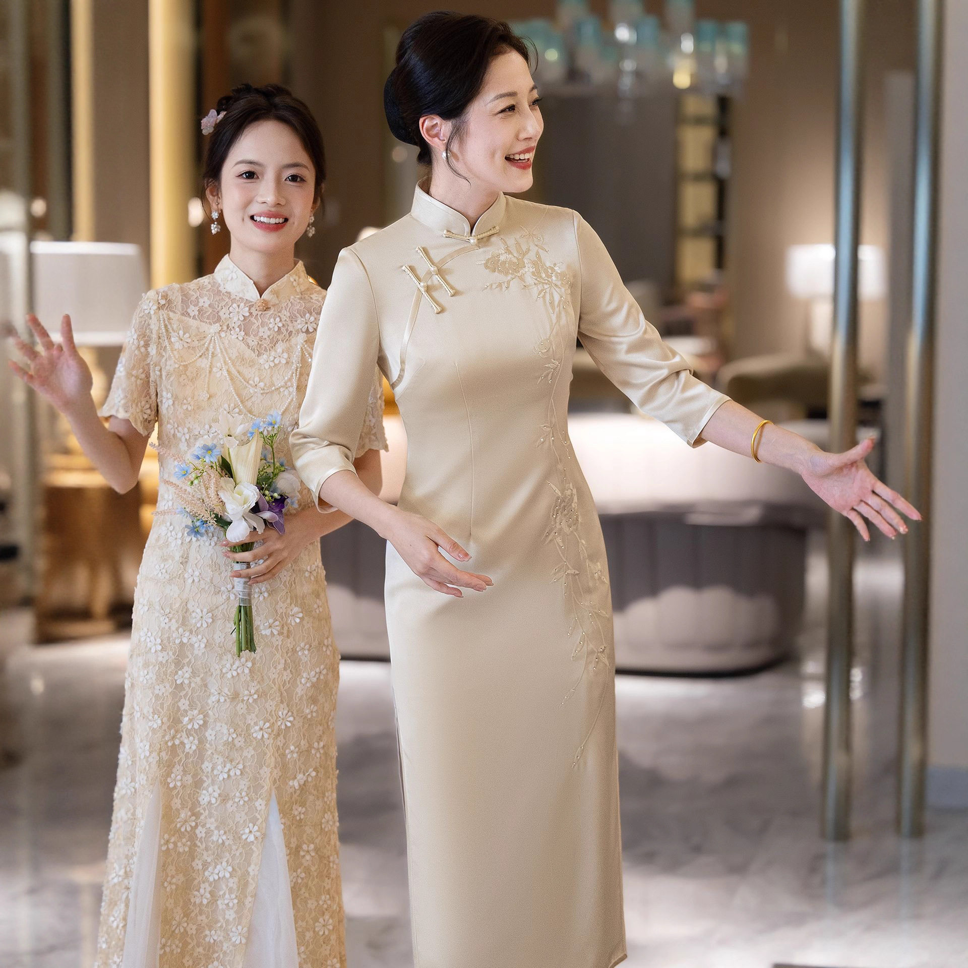 香槟色旗袍女夏季喜婆婆婚宴装新款礼服妈妈新中式刺绣裙子秋