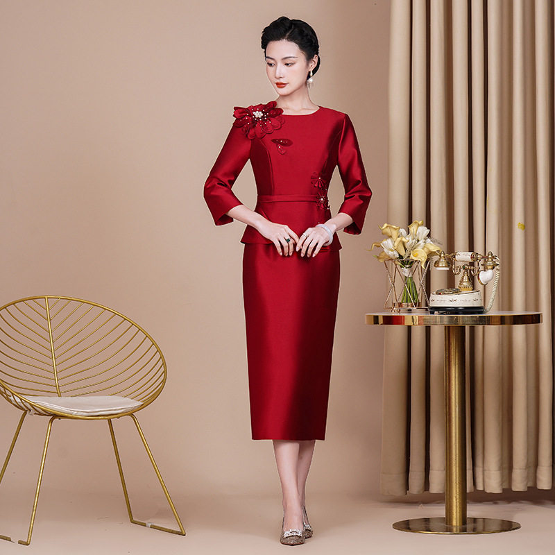 高端喜婆婆婚礼服年轻妈妈婚宴装气质旗袍儿女结婚夏季洋气连衣裙