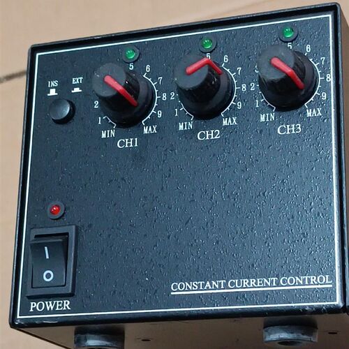 CONSTANT CURRENT直流三通道CCD光源控制器