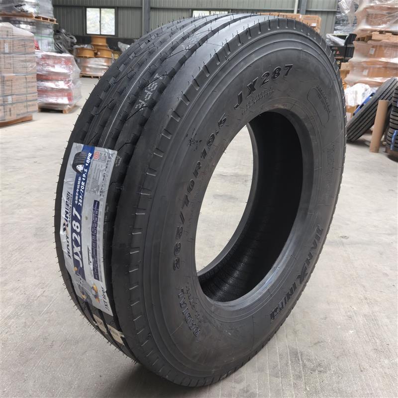 建新轮胎245/265/70R19.5客车货车真空胎235/75R17.5重载耐磨型