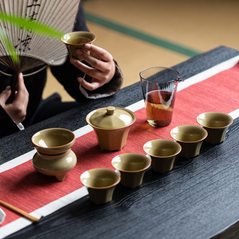 米黄釉八方来财套组陶瓷功夫茶具套装家用盖碗茶杯套组高档黄色