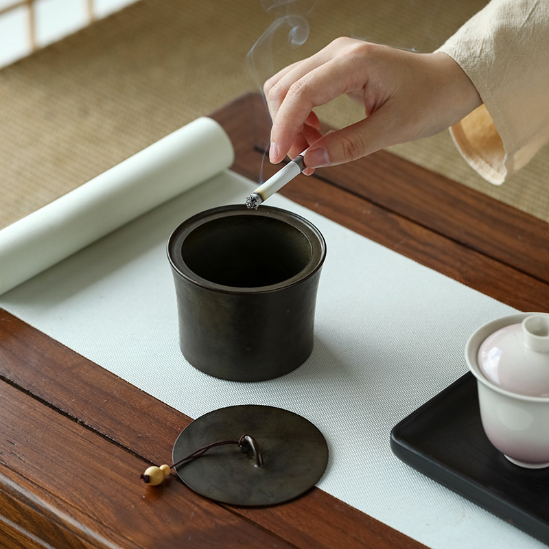 手工黄铜复古烟灰缸带盖烟缸防飞灰创意灰缸家用客厅茶室茶台摆件
