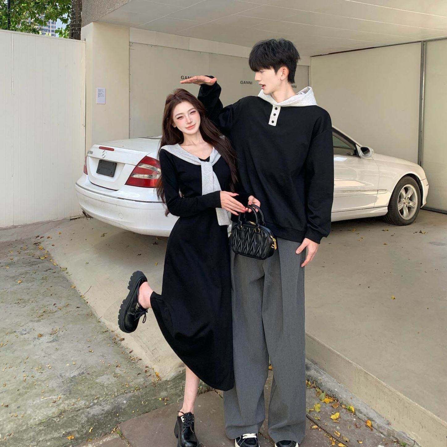 小众设计感情侣装秋冬新款韩版连帽卫衣拼色法式女连衣裙一裙一衣