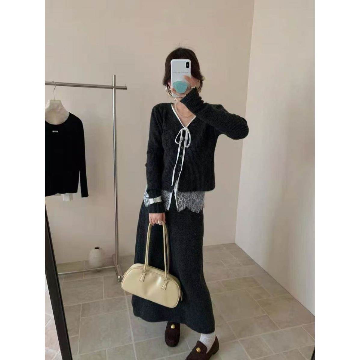 气质淑女风针织裙套装女2026年秋季新款长袖宽松版型领绑带开衫