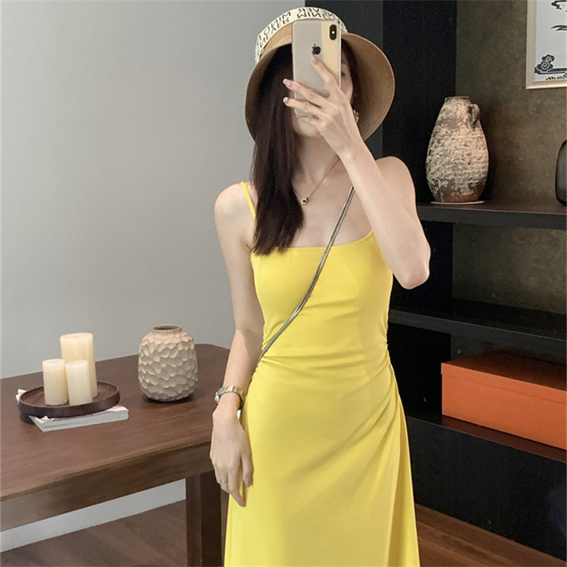 纯欲带胸垫辣妹露背夏季吊带洋装女收腰显瘦气质高级感长裙子