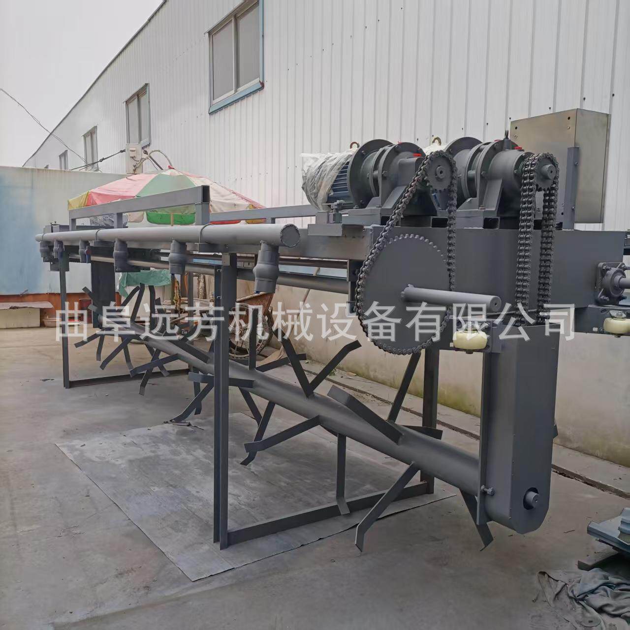 小型鸡粪猪粪翻粪机堆肥发酵翻抛设备2米自走式有机肥翻抛机