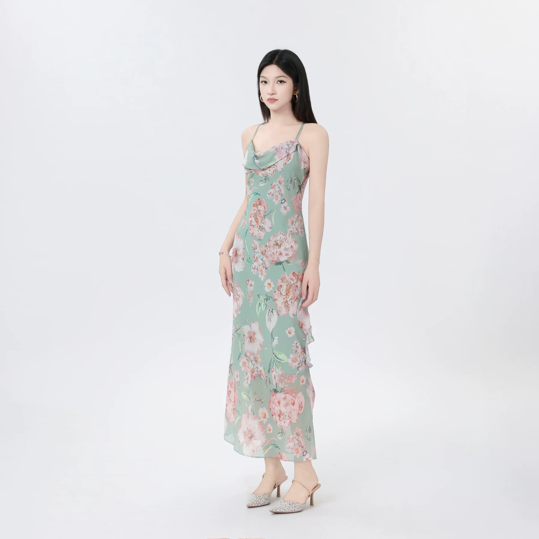 阿玛施专柜女装碎花度假吊带裙不规则花边连衣裙夏新品薄550045
