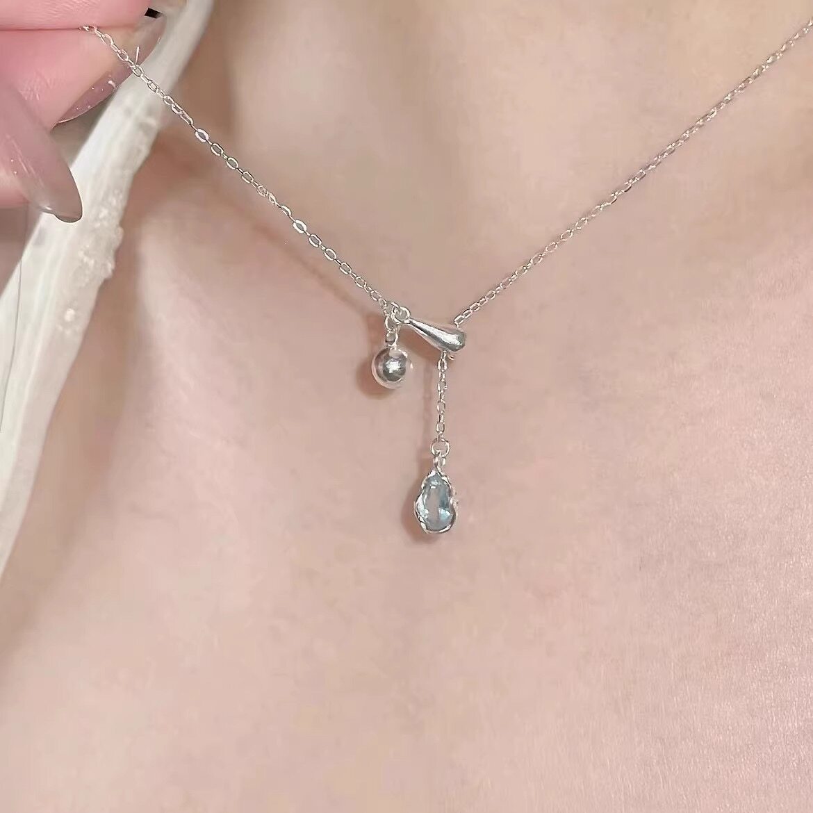 925银项链轻奢小众蓝色水滴简约流苏女气质小众时尚百搭锁骨链潮