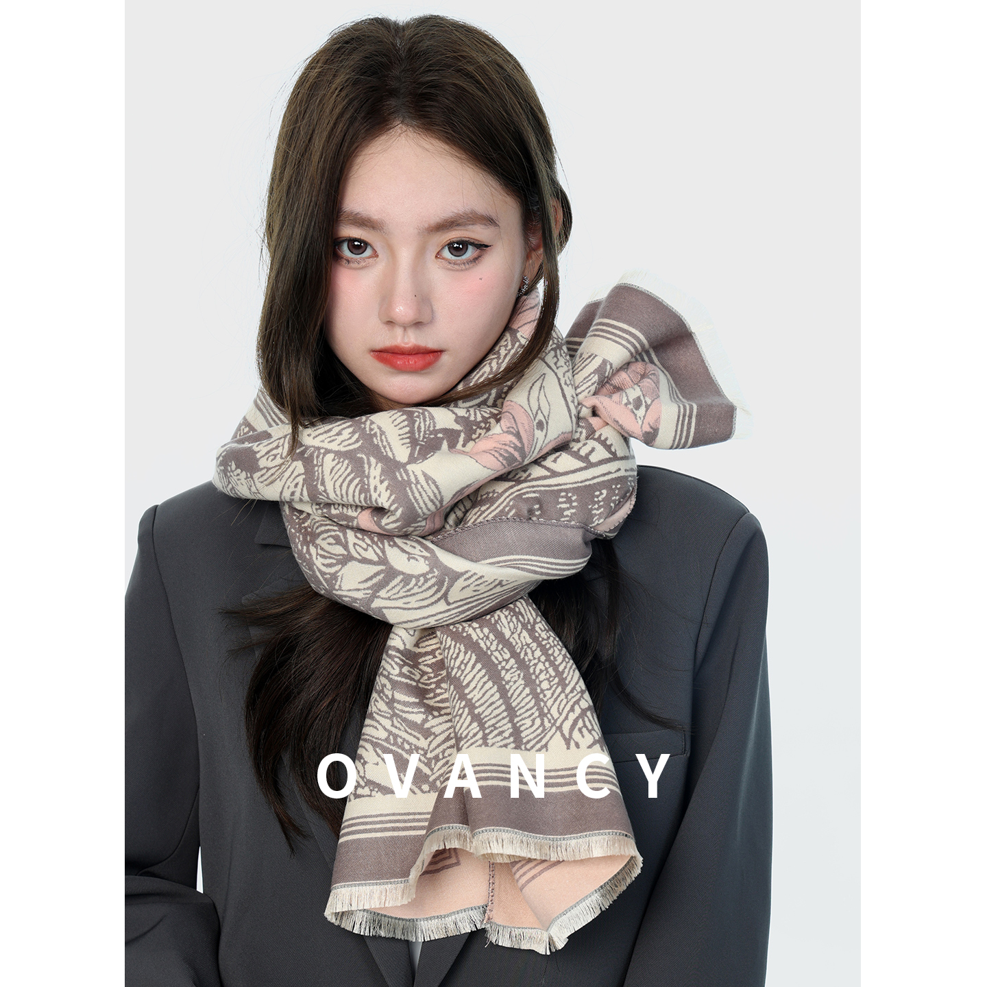 OVANCY高级感围巾女冬季2025新款仿羊绒保暖披肩外搭日系复古围脖