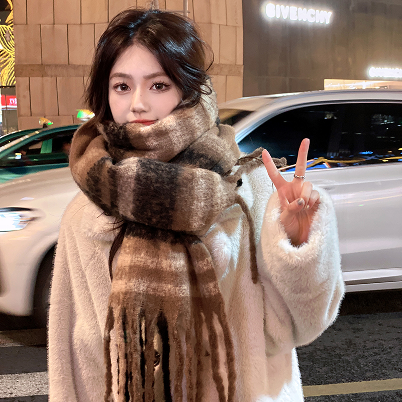 克莱因蓝围巾高级感马海毛披肩