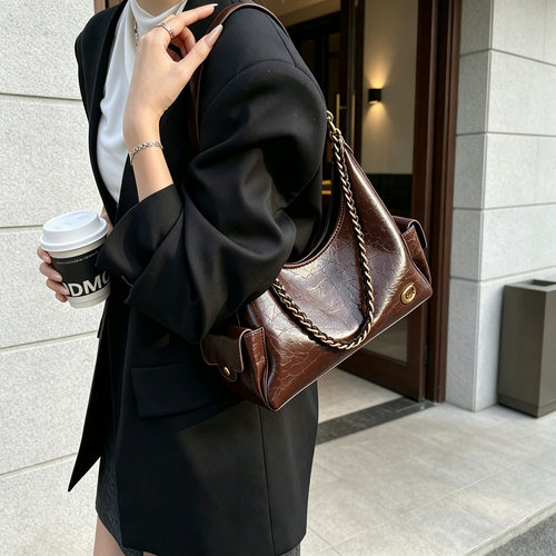 女式新款时尚链条饺子包