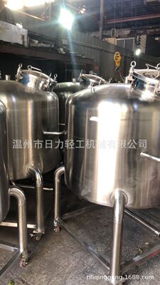定制不锈钢小型移动式真空物料储存罐 推车式物料转存罐 移动桶