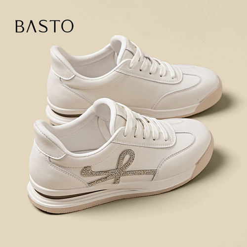 BASTO/百思图户外百搭休闲德训鞋