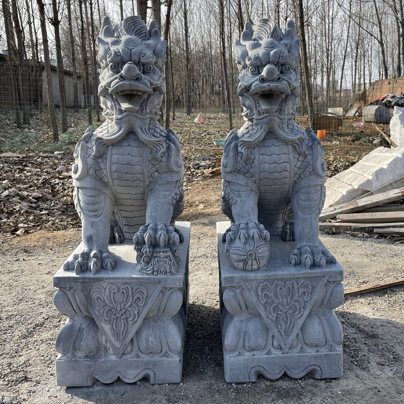 石雕青石麒麟一对门口家用大型石麒麟公司祠堂看门瑞兽雕塑摆件图片
