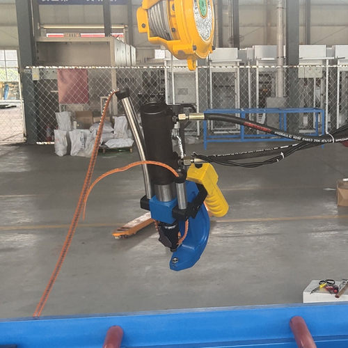 铝车身汽车配件SPR铆接机选埃瑞特带压力设定功能装备