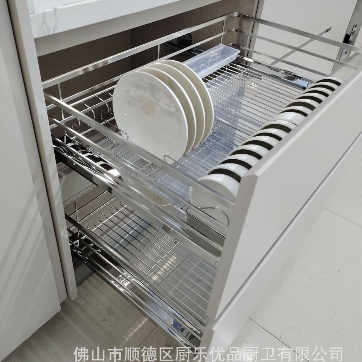 304扁钢碗碟拉篮厨房橱柜拉篮碗筷双层缓冲抽屉式扁钢四边碗碟篮图片