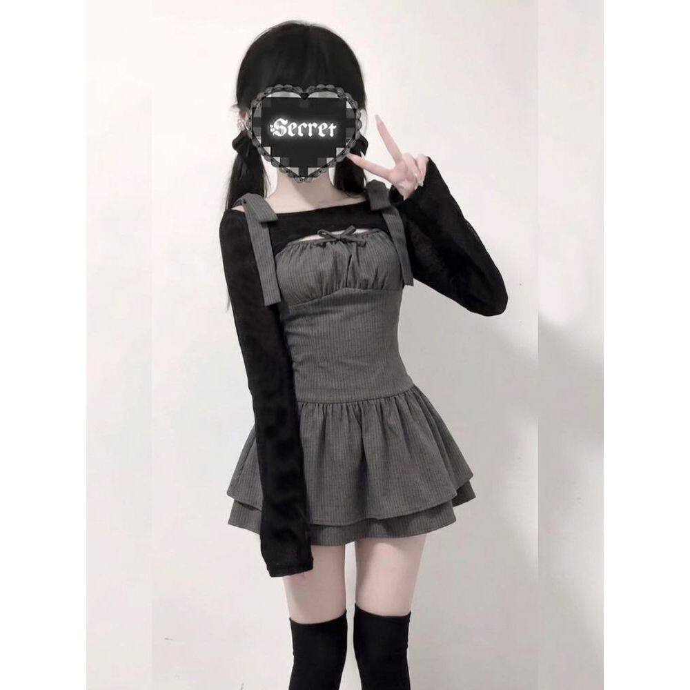 日系灰色条纹吊带背心连衣裙女秋季新款黑色长袖罩衫小个子两件套