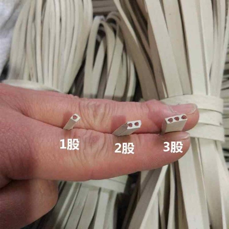 皮牛陀螺专用鞭绳耐用牛筋鞭梢绳子成人陀螺线橡胶线冰嘎尜猴鞭子