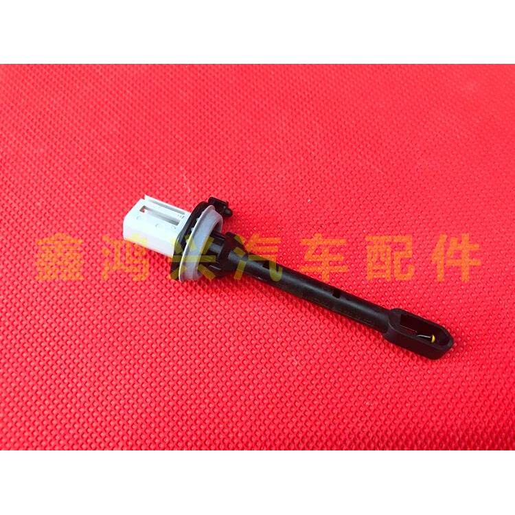 16-19新逍客空调温度感测器蒸发器箱感测器暖风箱温控开关感测器