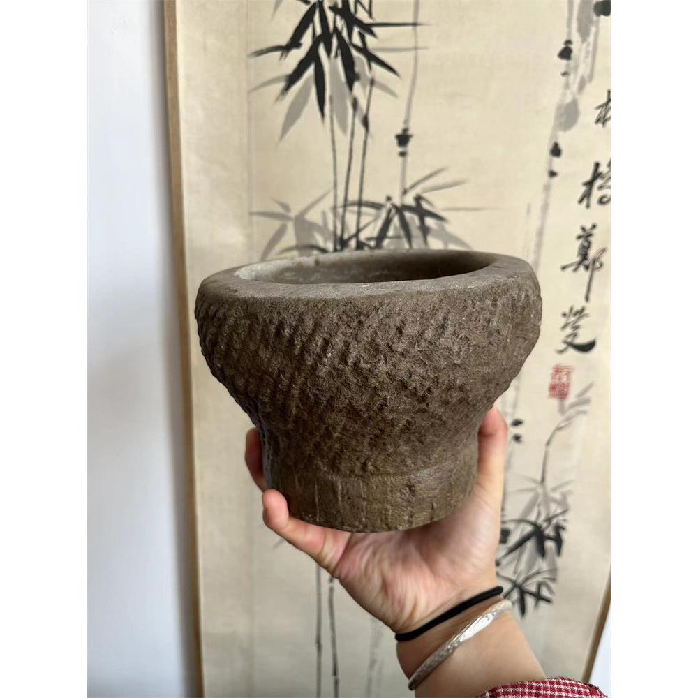 怀旧的旧物品青石石砂浆古董石雕大蒜砂浆花盆烟灰缸民宿覆古风格