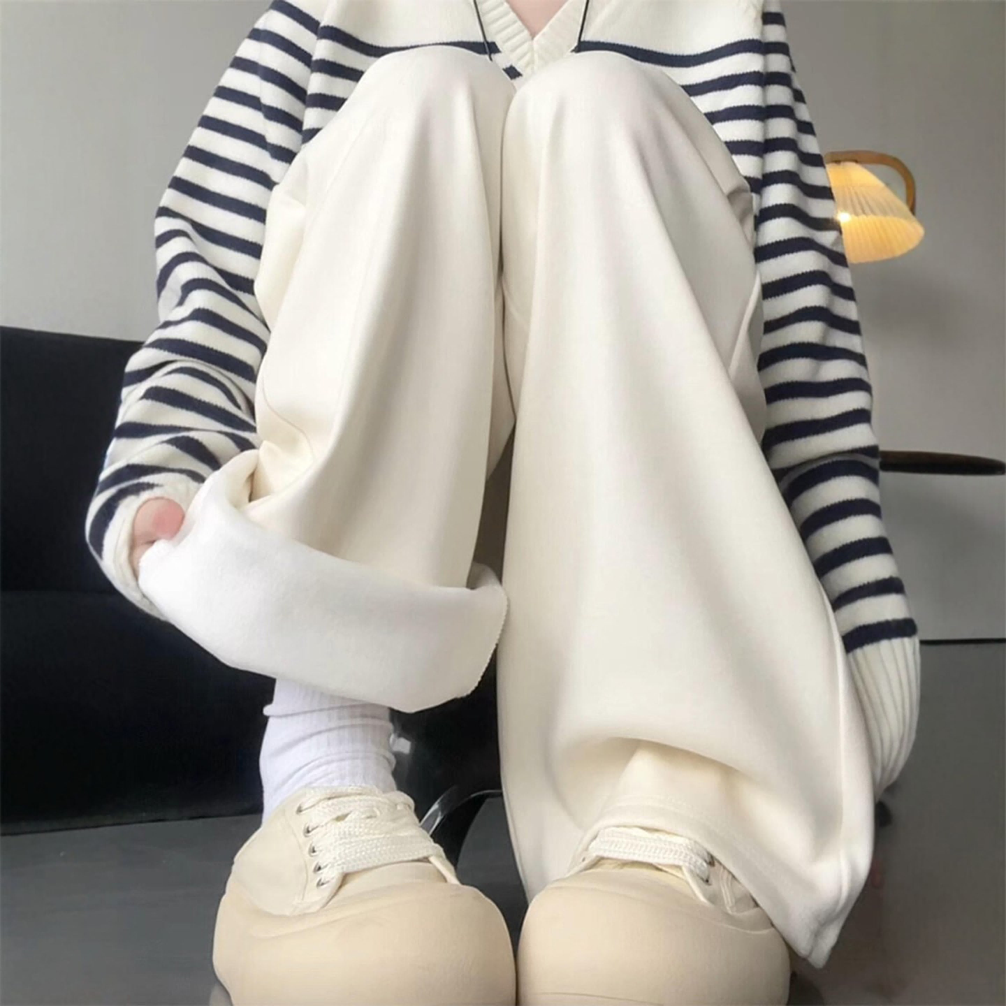 白色羊羔绒阔腿裤女秋冬季加绒加厚2026新款小个子休闲直筒山本裤