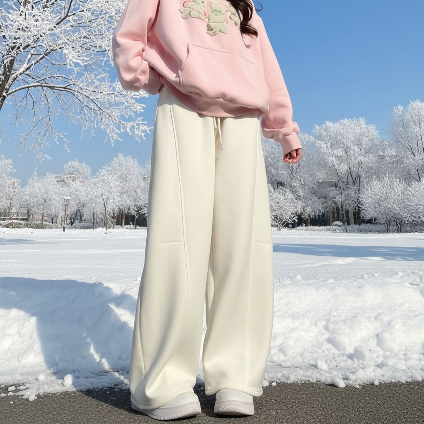 加绒运动裤女款2025新款冬季加厚保暖弯刀棉裤胖mm大码显瘦阔腿裤