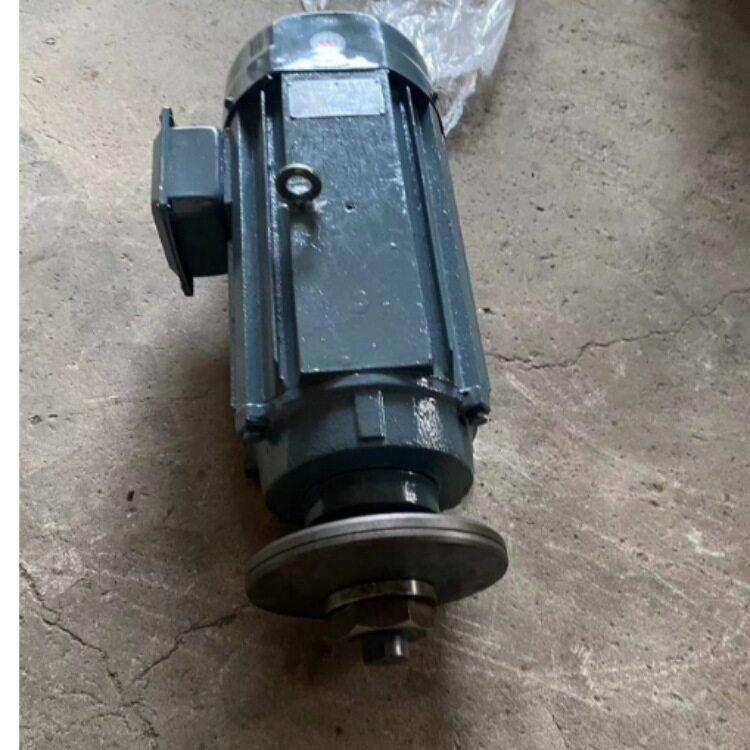 速转轴 夹锯片电机 装机5.5KW 转速2800 桥式切机 装机剩 二手