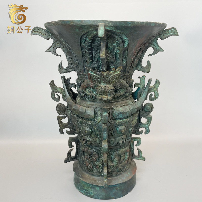 西周牛角圆尊仿古青铜器兽面纹尊牛头尊全铜摆件古代酒器礼器厂家