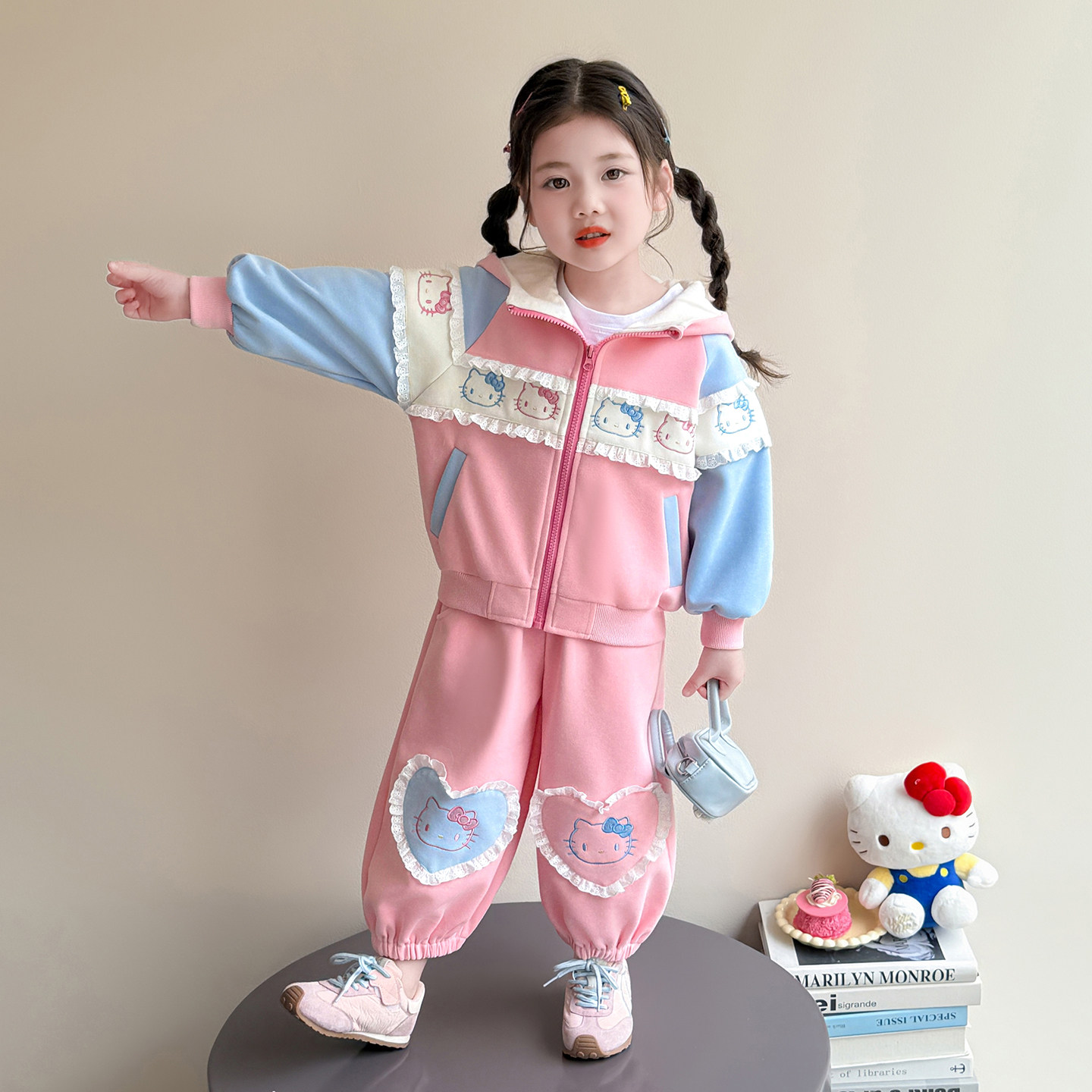 喜梦蕾女童秋季卡通卫衣两件套