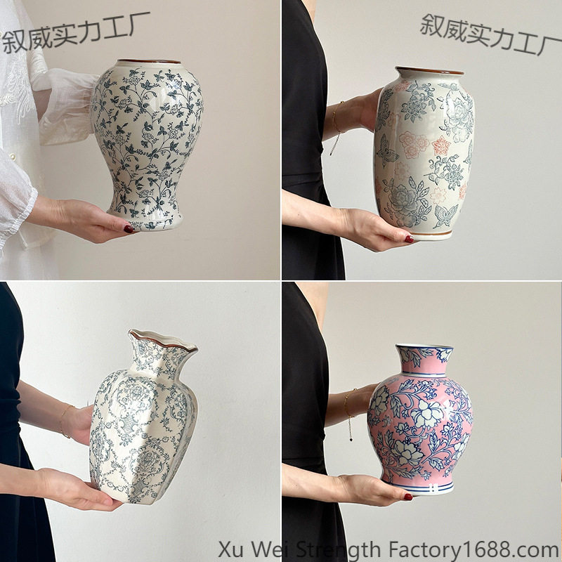 青花瓷复古陶瓷花瓶摆件客厅鲜花插花陶罐轻奢装饰品新中式花器小
