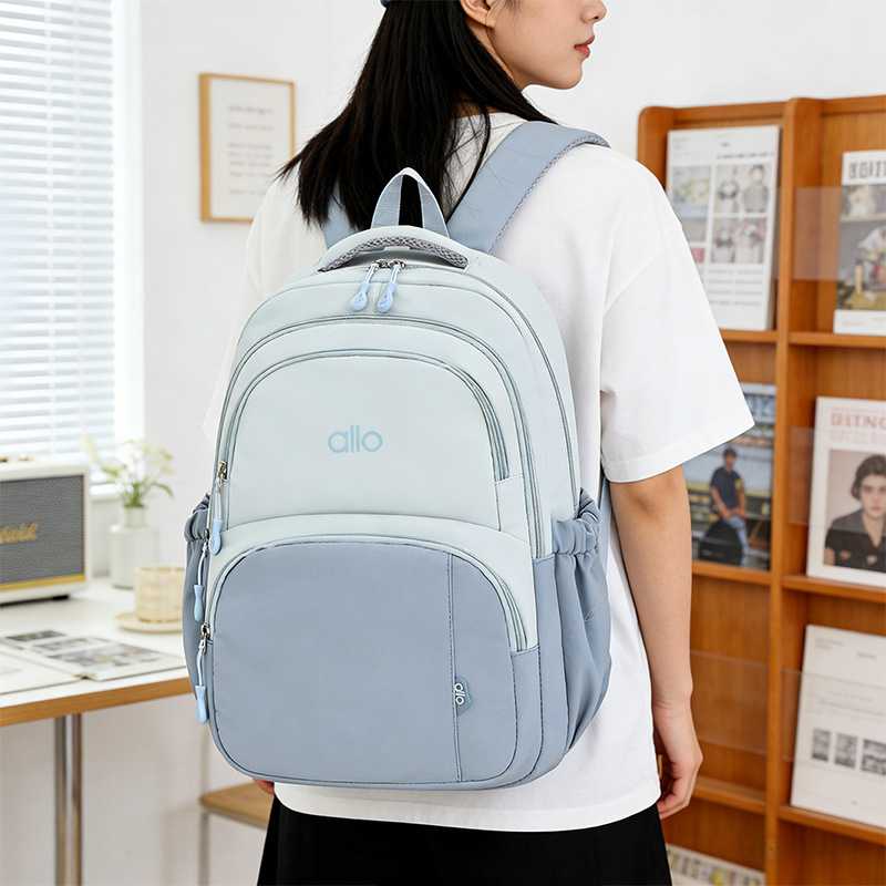 爆款书包女初高中大学生简约百搭大容量双肩包电脑旅行背包
