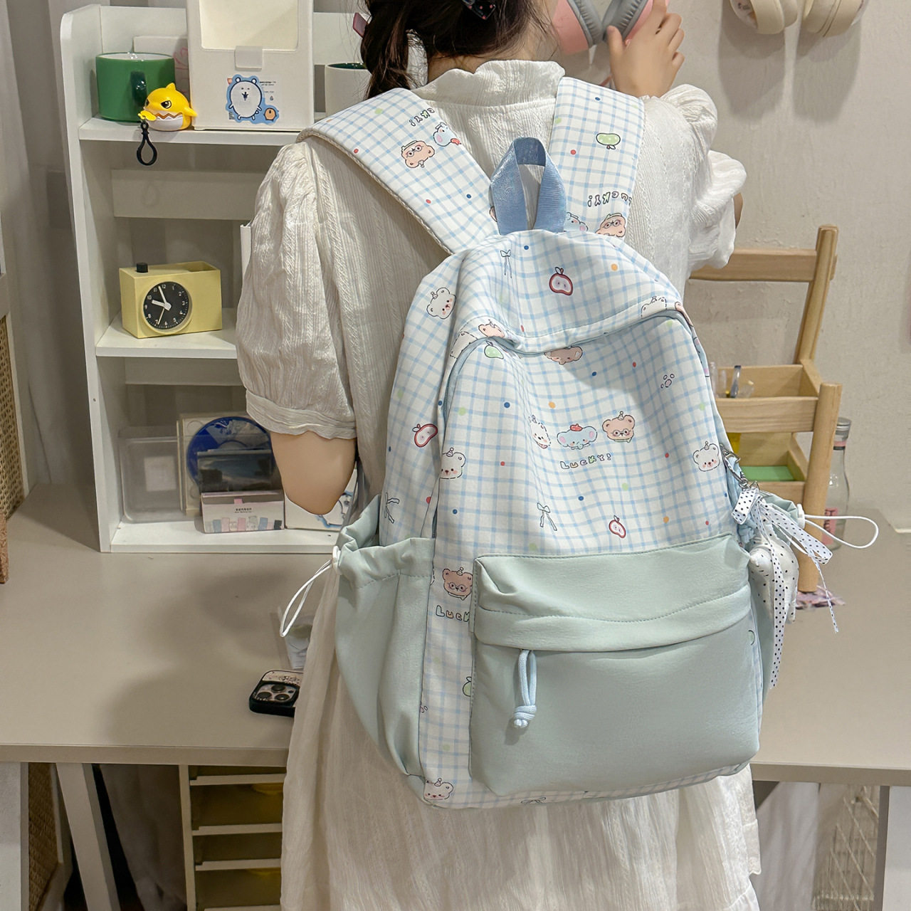 日系新款高颜值清新甜美格纹背包初高中生轻便旅行大容量双肩包