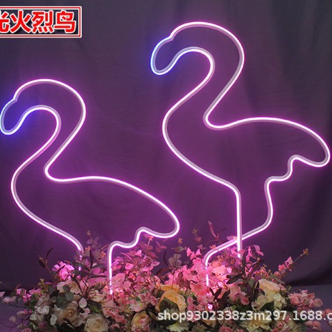新款婚庆道具比翼鸟发光火烈鸟路引T台饰品迎宾布置铁艺发光路引