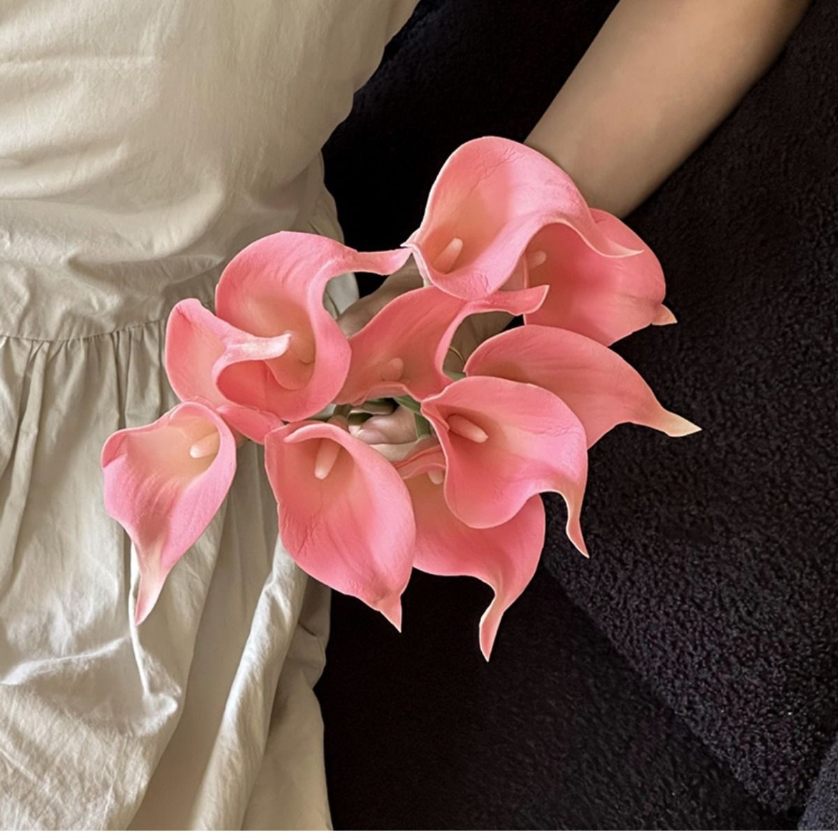 高档手感马蹄莲仿真花客厅餐桌插花摆件塑料干花假花装饰花艺摆设