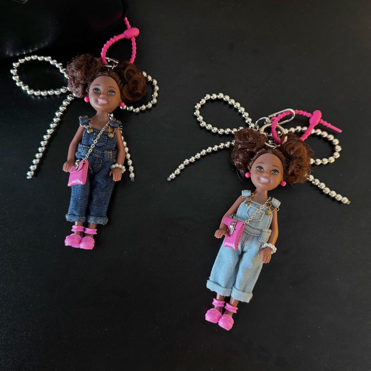 Ins blogger's same trendy hot girl black leather niche bag pendant cute doll key chain hanging decorative pendant