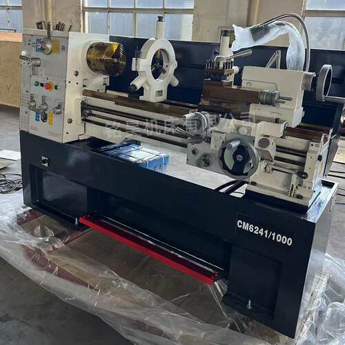 厂家CM6241x1000普通车床CM6241家用车床回转直径410 长度1000mm
