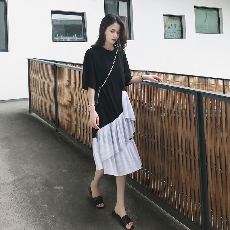 Àäµ·çÁ¬ÒÂȹŮÏÄ2018пîºÚ°×Æ´½Ó²»¹æÔòÖг¤¿îÏÔÊݼ«¼òÖ÷Òåȹ×Ó