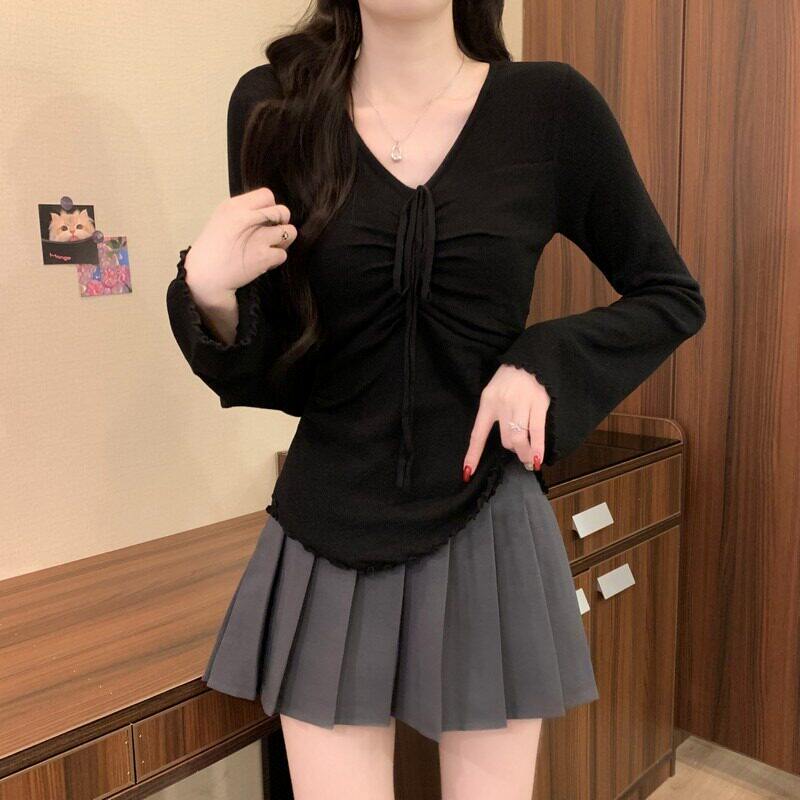 打底衫女2026春季新款爆款V领巨好看针织毛衣内搭掐腰短款小上衣