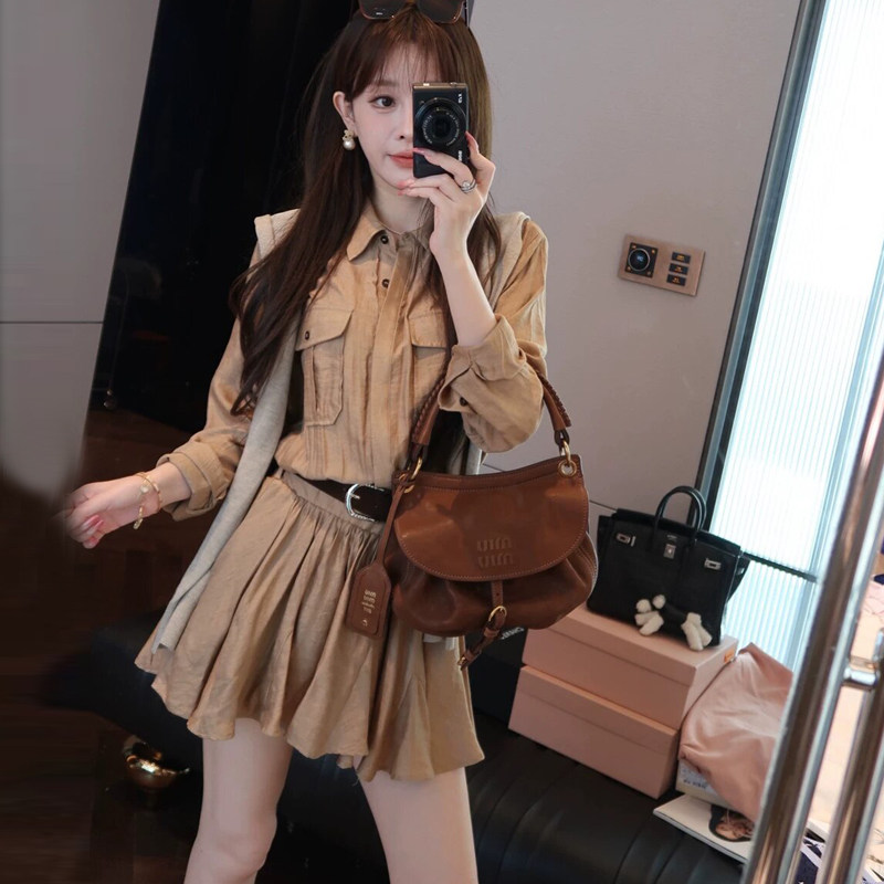 游鹿鹿高级感赫本风亚麻收腰显瘦连衣裙女秋26超火新款气质工装裙图片