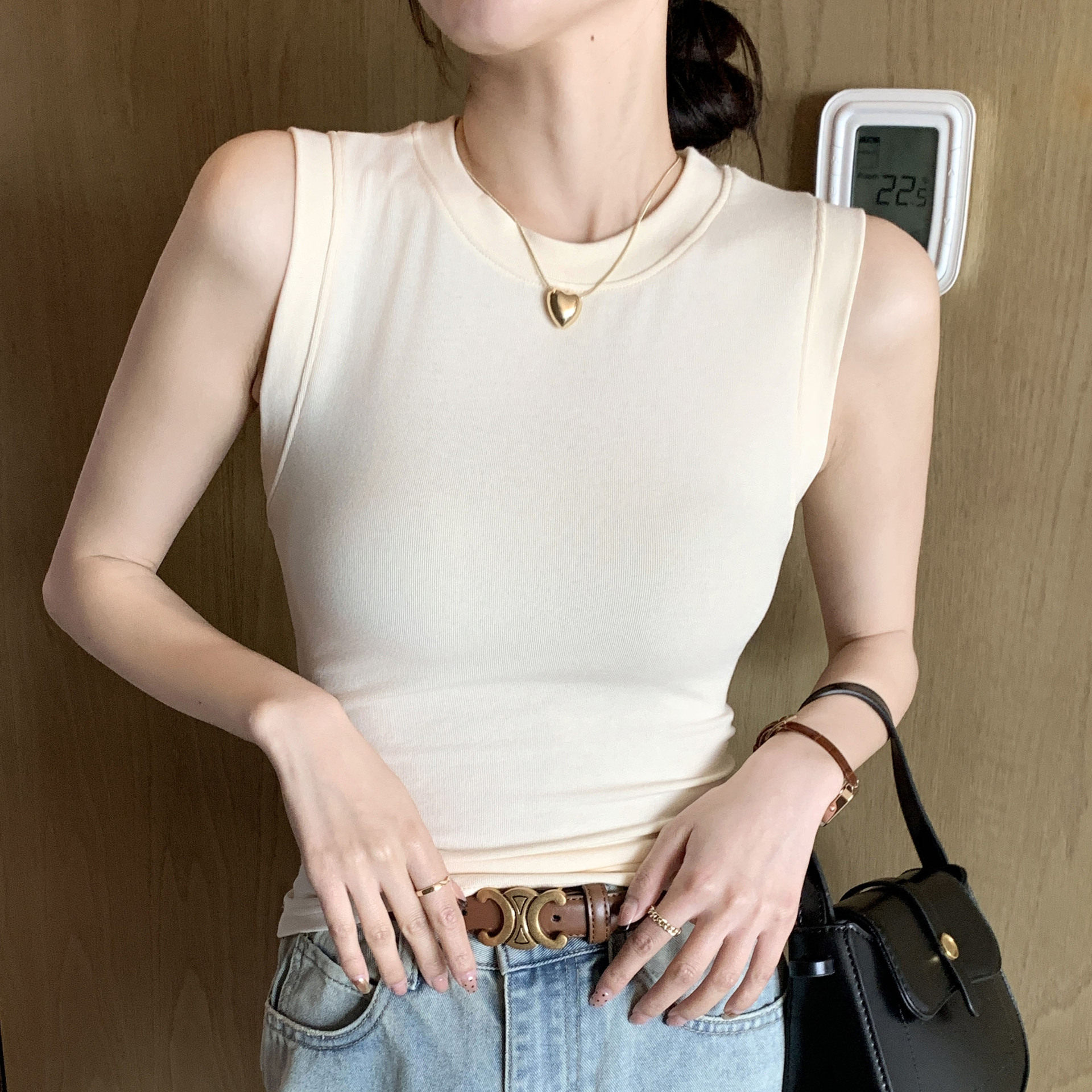 8706宽肩圆领小吊带背心女内搭春