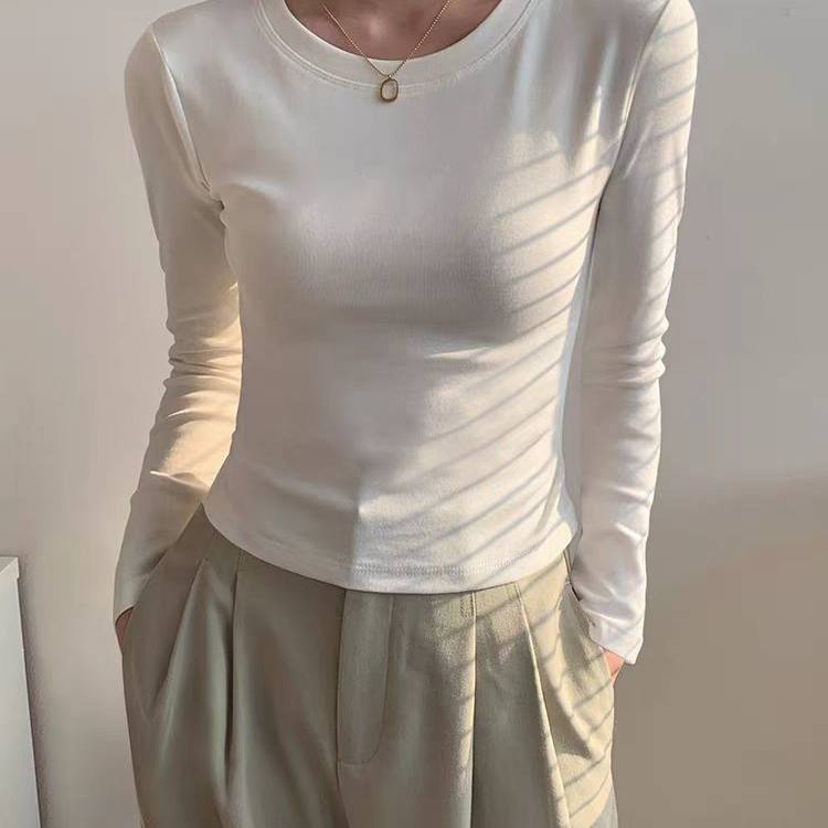 白色圆领长袖打底衫t恤女