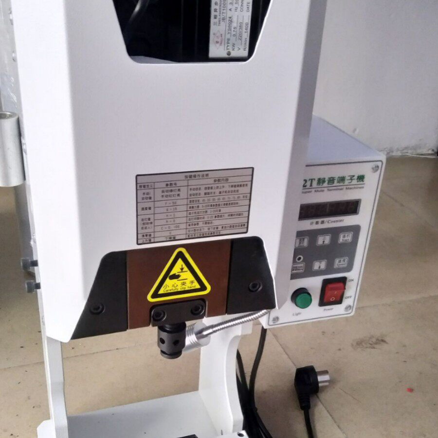 深圳新款对接端子机鲨鱼齿端子压接机2510端子接线机旗形模具刀片