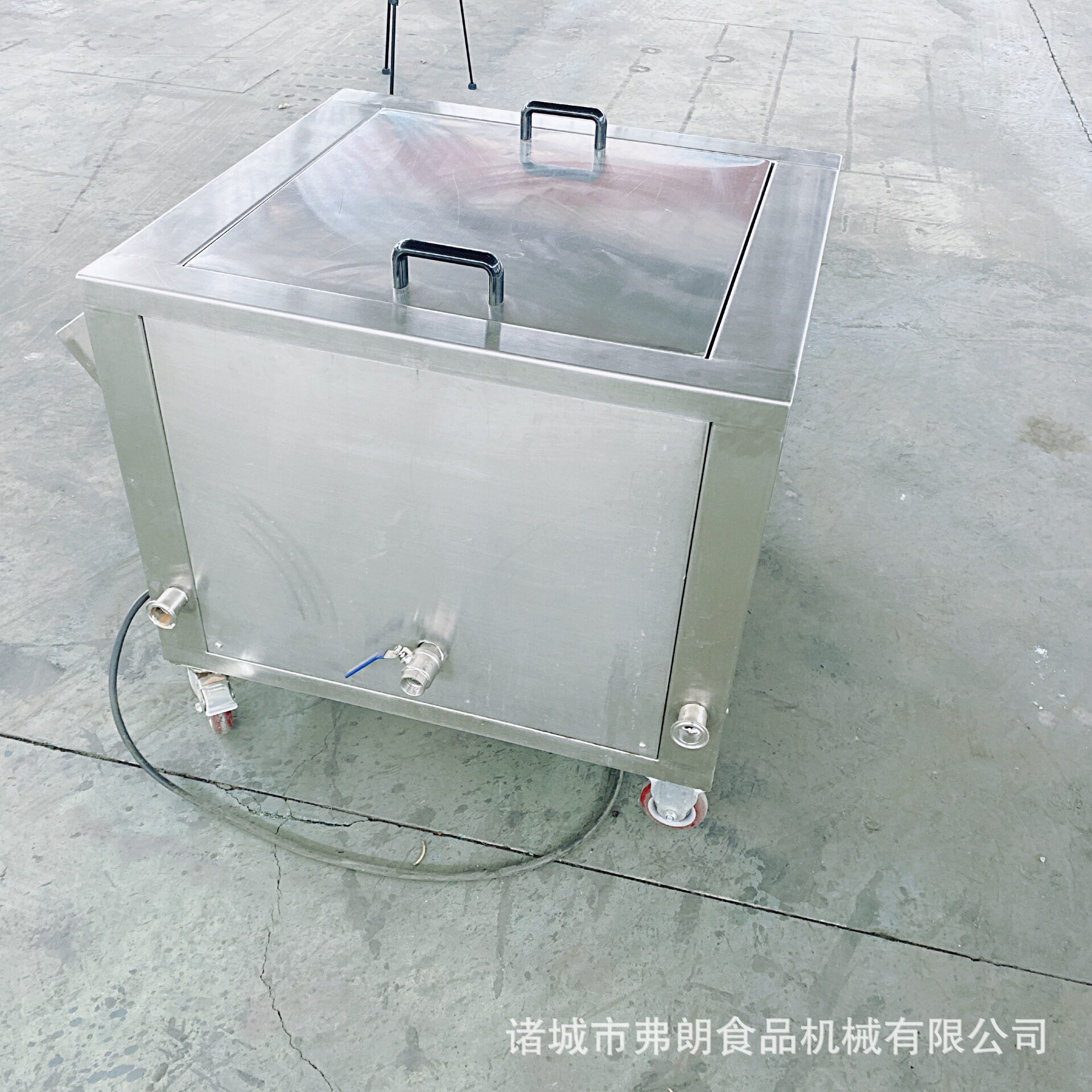 商用油炸设备配套滤油机厂家直供高温食用油滤油机菜籽油滤油机