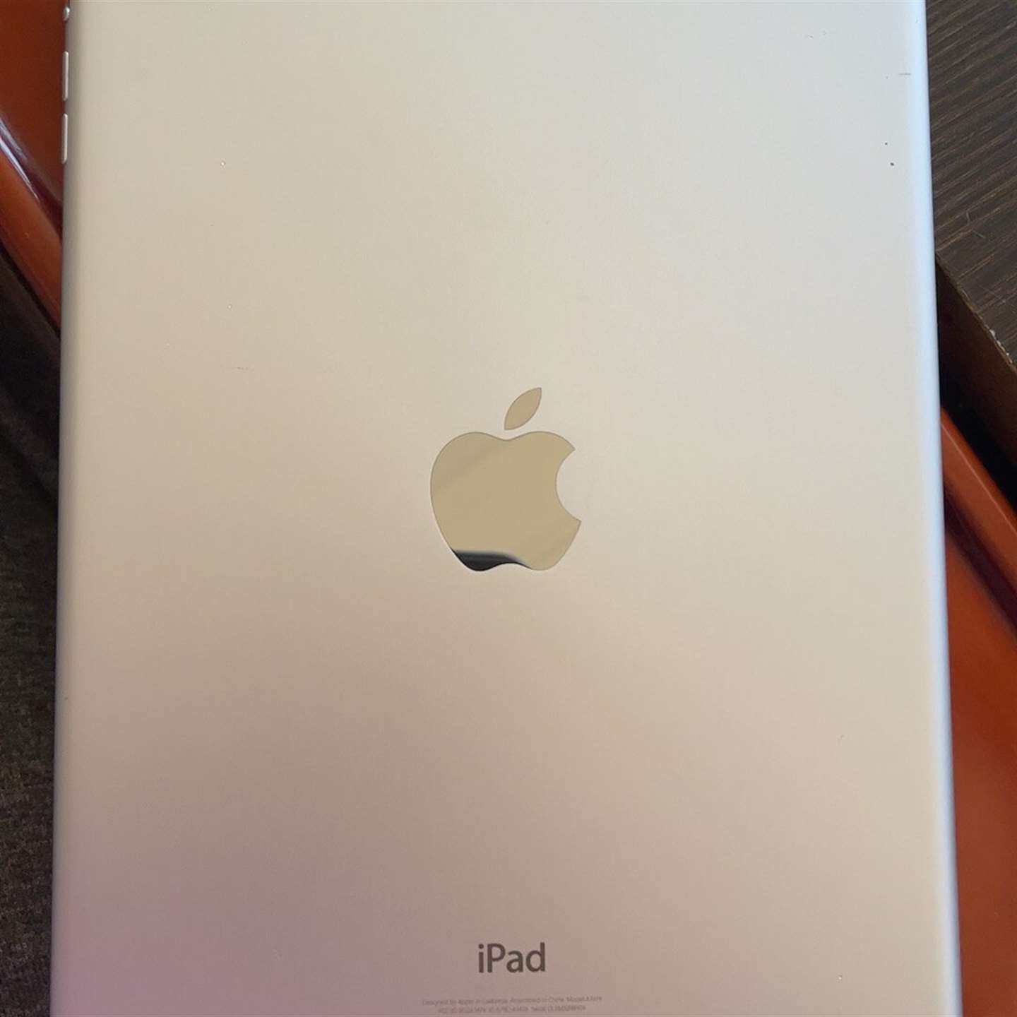 {议价}苹果iPad air 自用16G内存 有要的老板私聊
